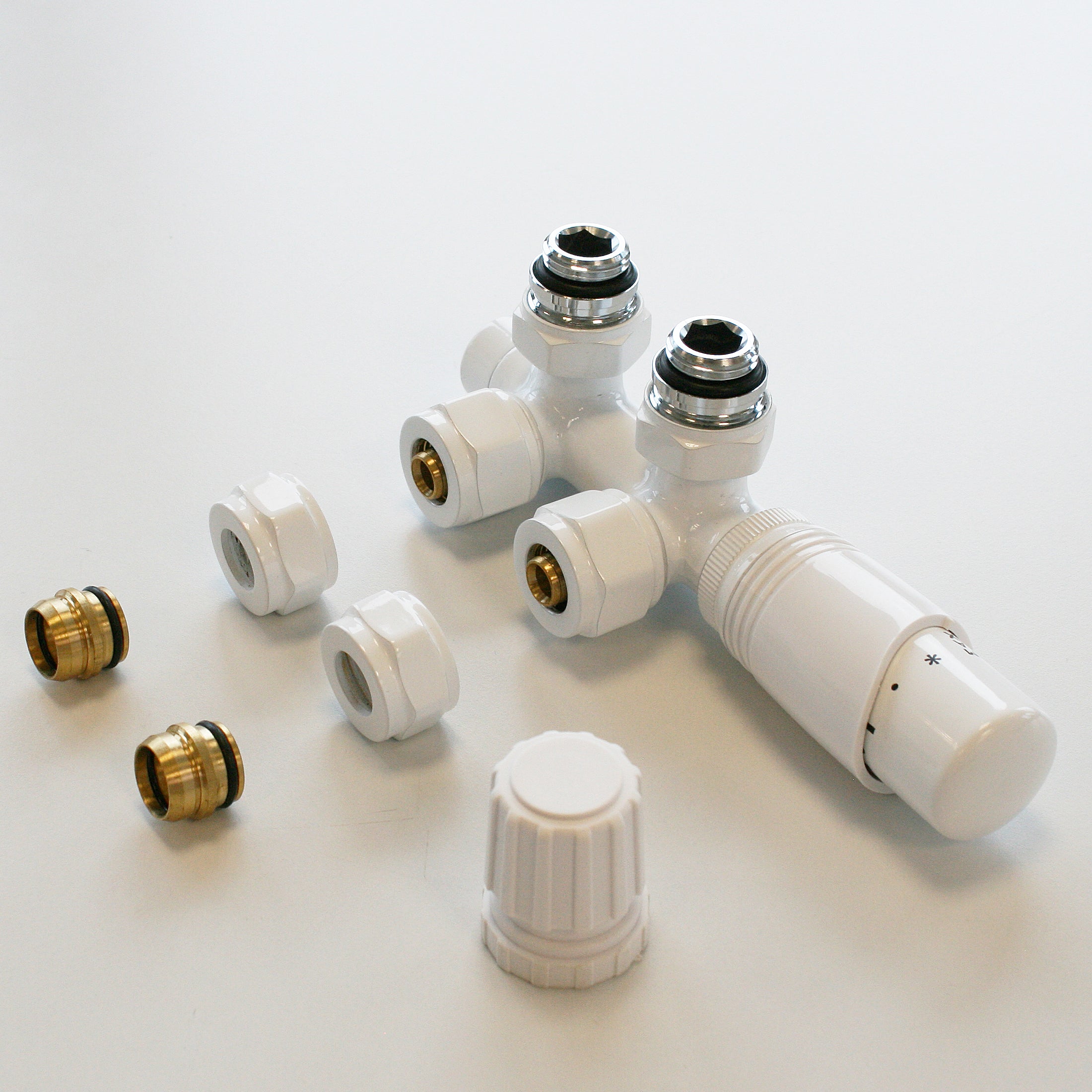 Termosifone da bagno scaldasalviette R18W