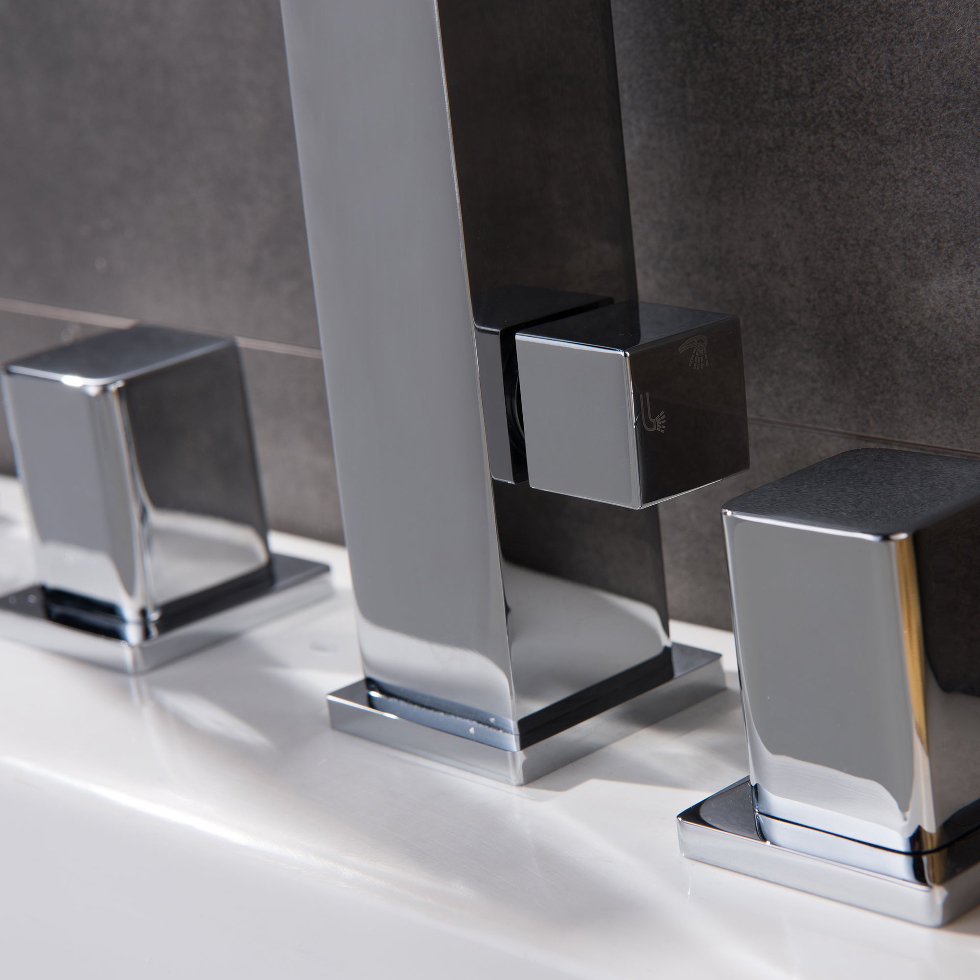 Rubinetto bordo vasca Rubinetto bordo piastrelle 6081C